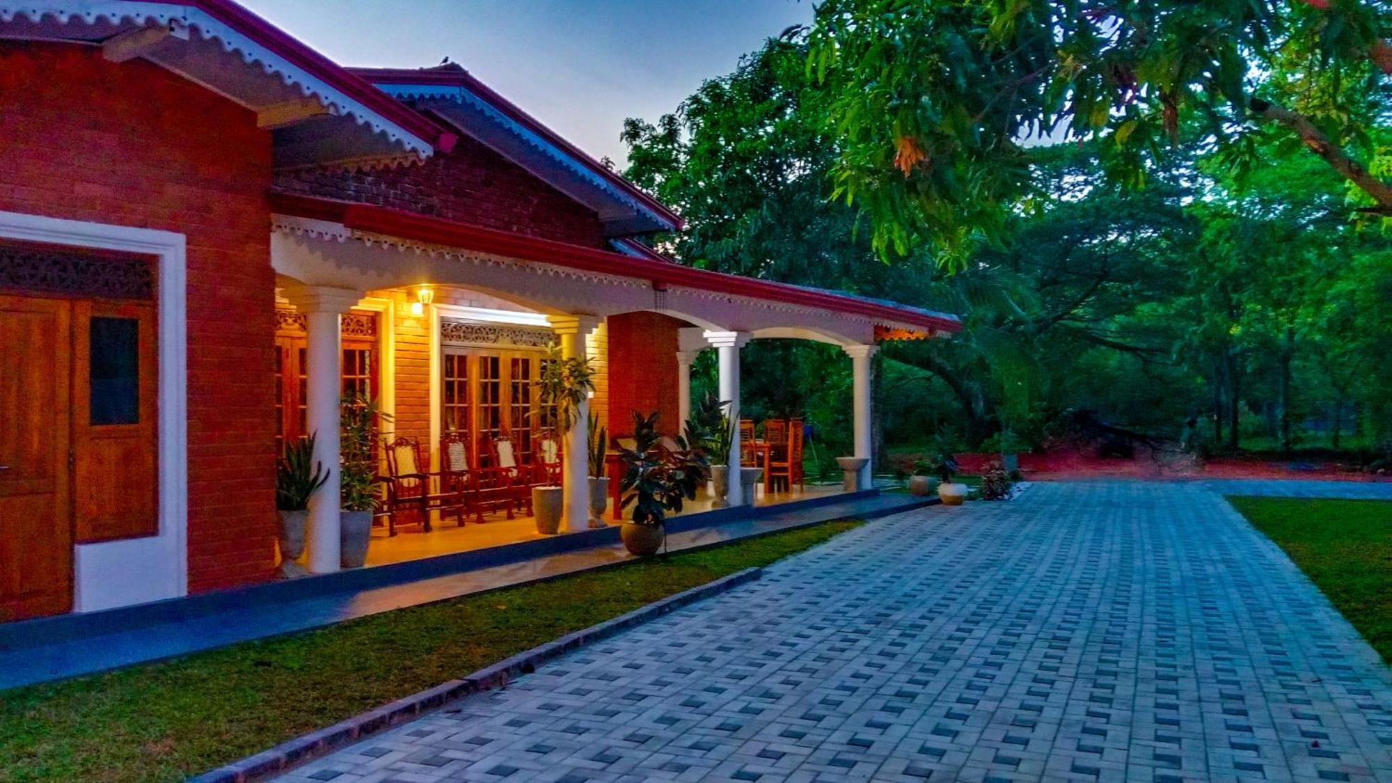 Sigiri Thilanka Rest Sigiriya Hotel ภายนอก รูปภาพ