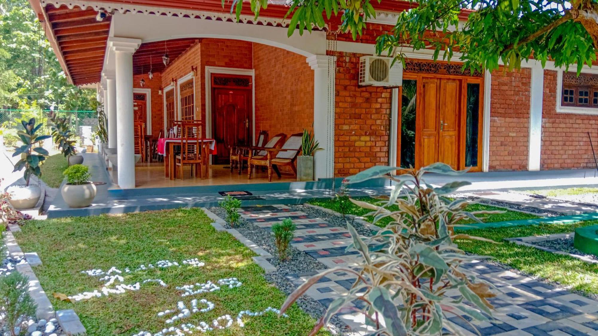 Sigiri Thilanka Rest Sigiriya Hotel ภายนอก รูปภาพ